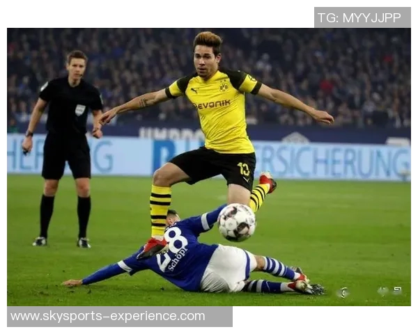 意甲激战：多特蒙德4-0热刺补时绝杀瞬间点燃全场激情